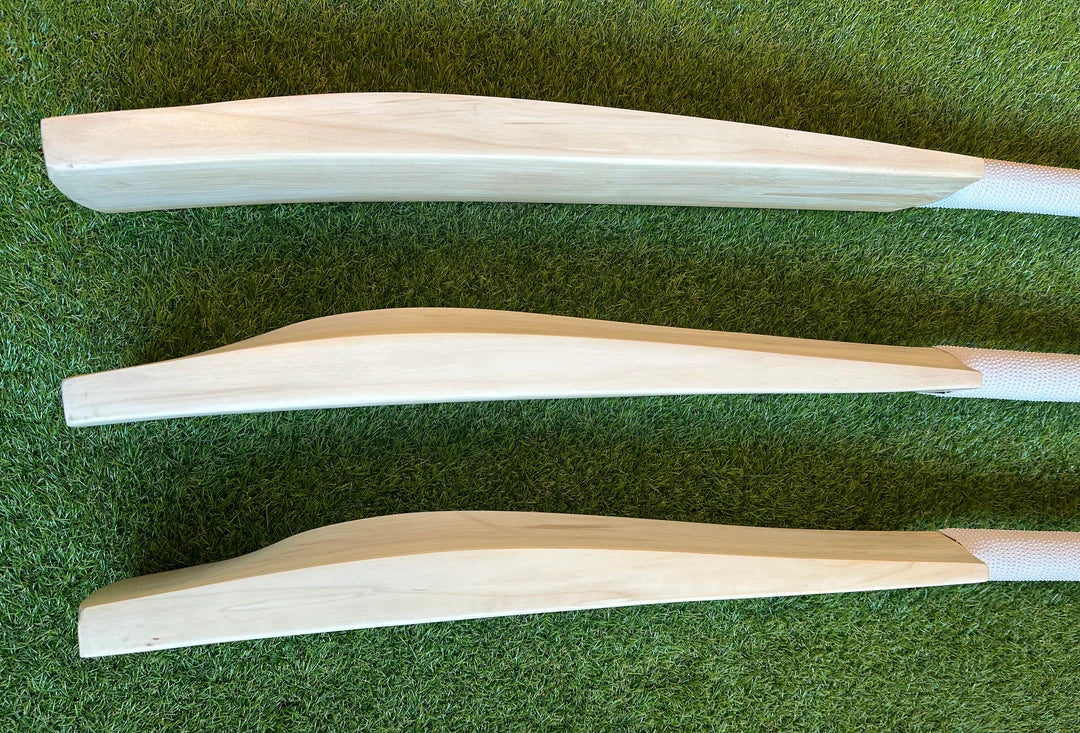 Duckbill profile Kashmir Willow cricket bat – natural wood finish