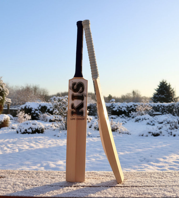Full Profile View of Game Changer Kashmir Willow cricket bat
