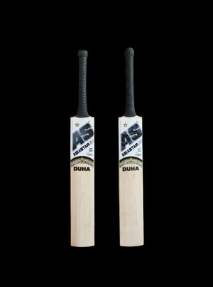 Front Face and Visible Grains of Cricket bat available online